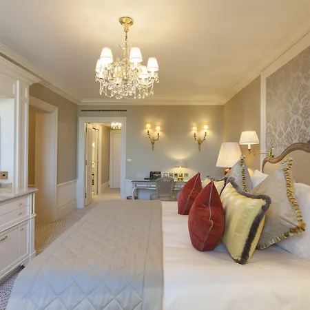 Hotel Beau-rivage 5*