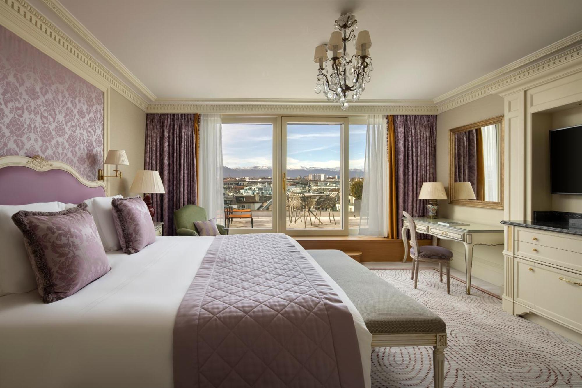 Beau-rivage Hotel