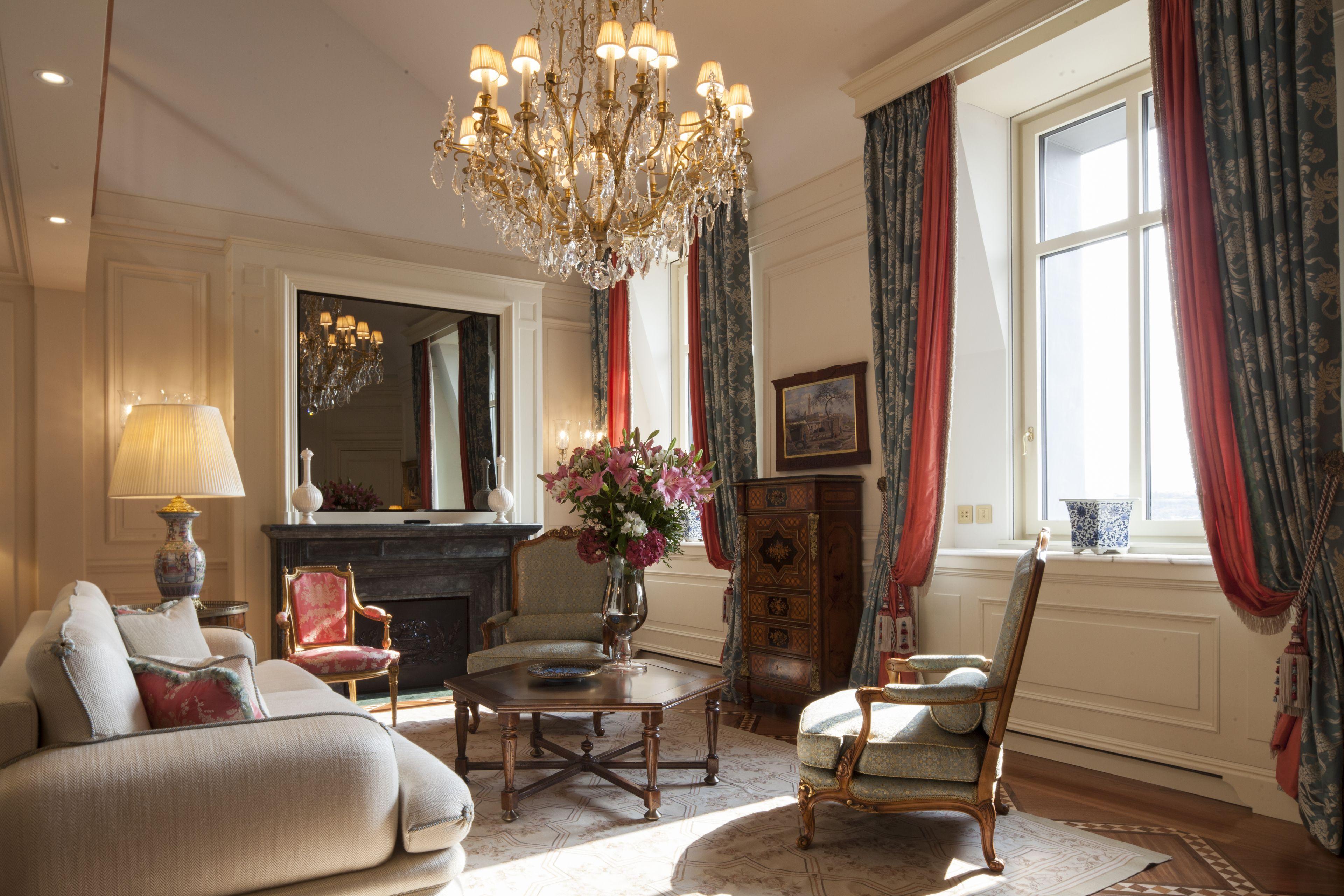 Beau-rivage Hotel