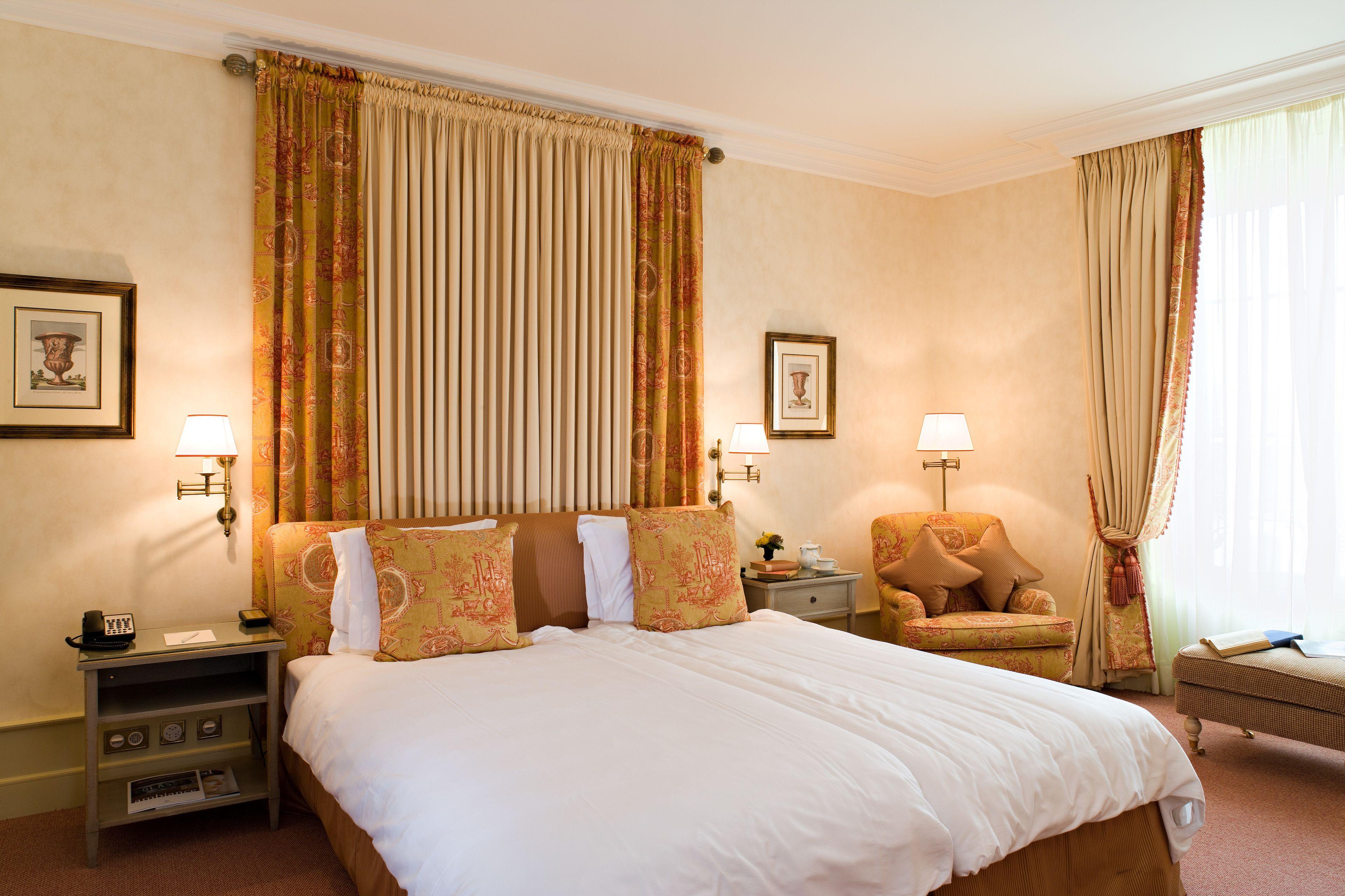 Beau-rivage Hotel