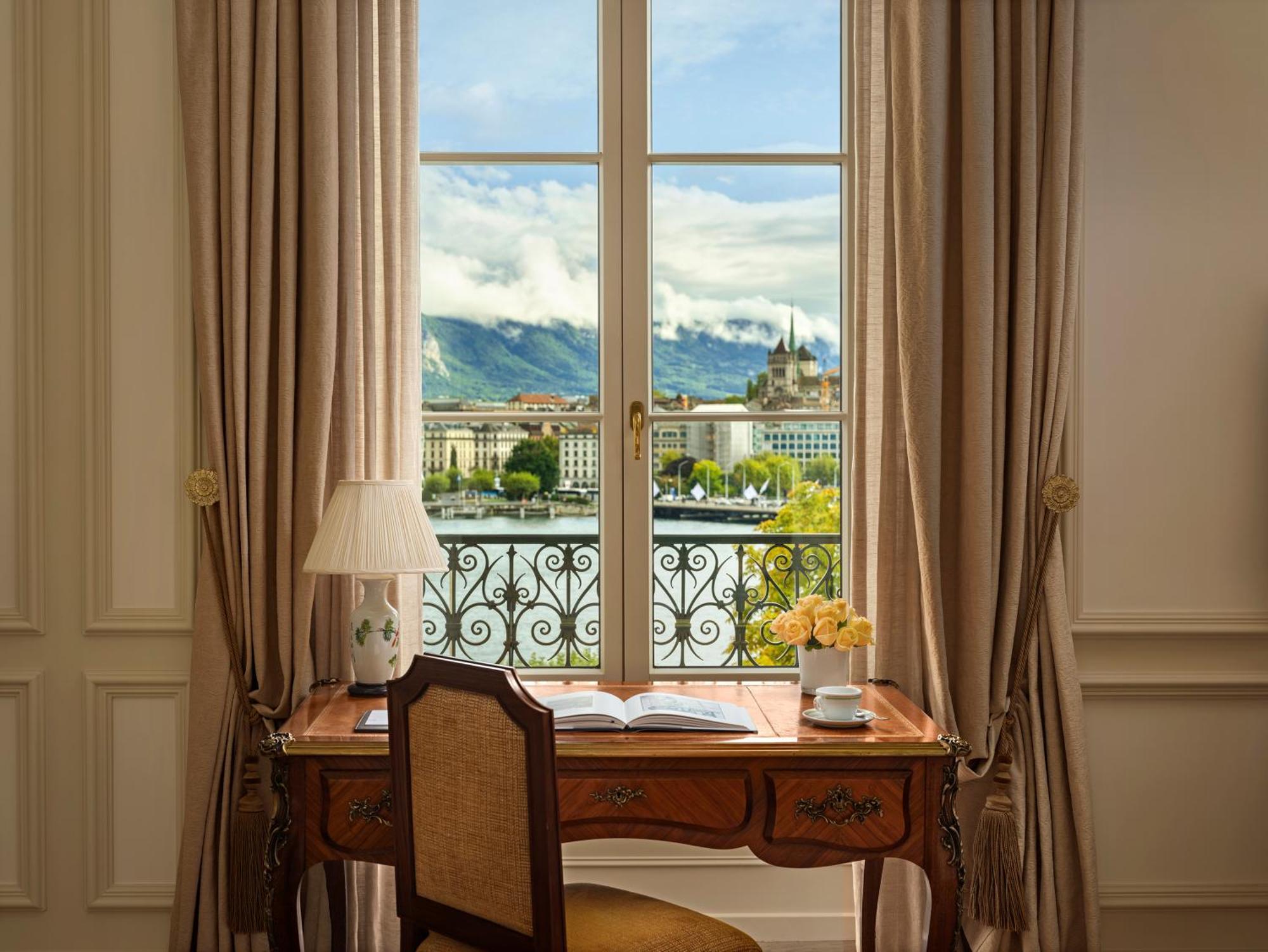 Beau-rivage Hotel
